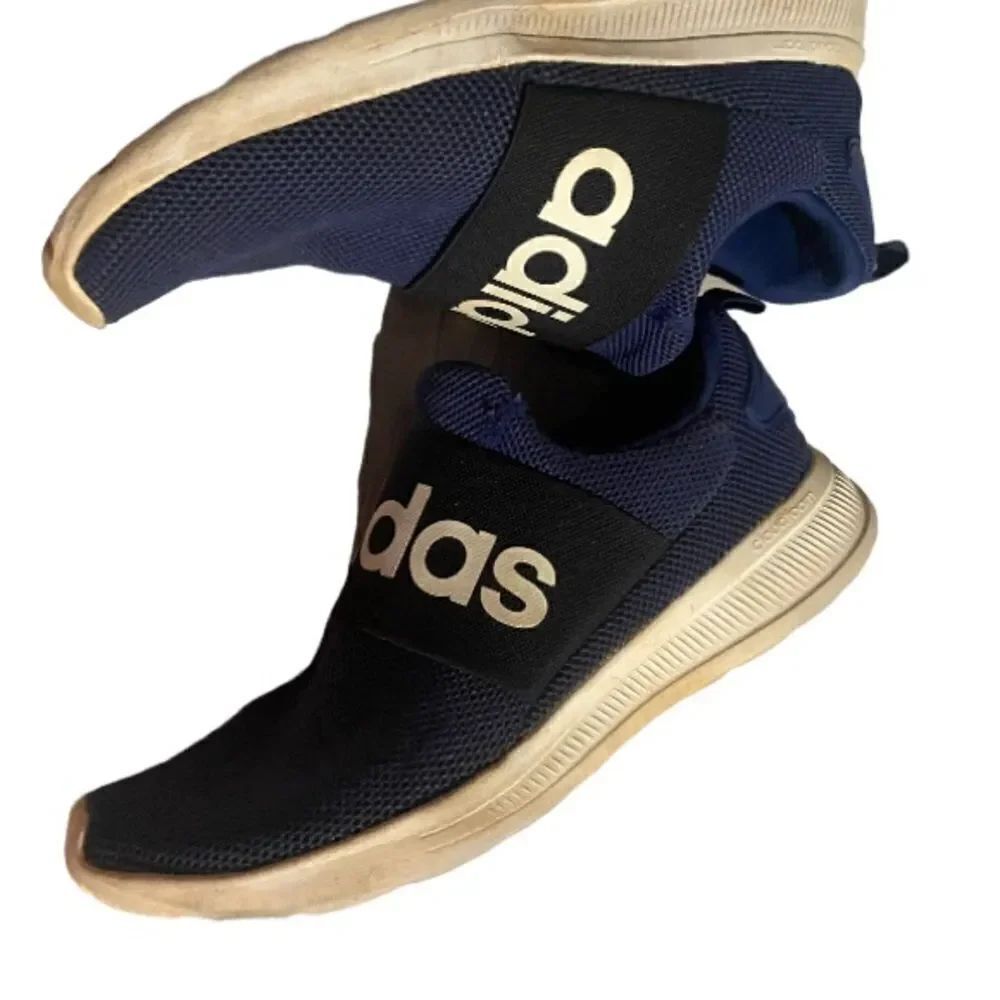 Adidas size 11 slide on sneakers mens great condition see pics